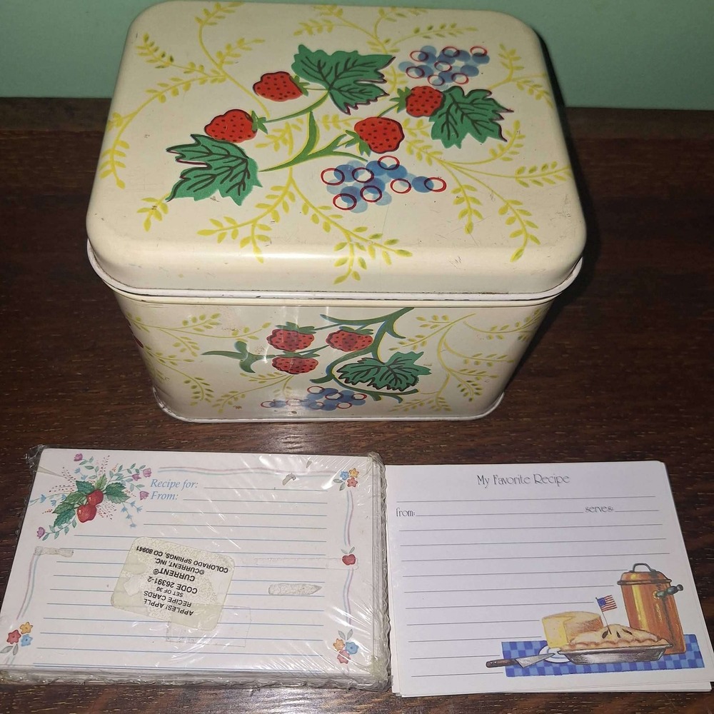 Vintage Cheinco Tin Recipe Box & Cards MCM Fruit Strawberries Grapes USA